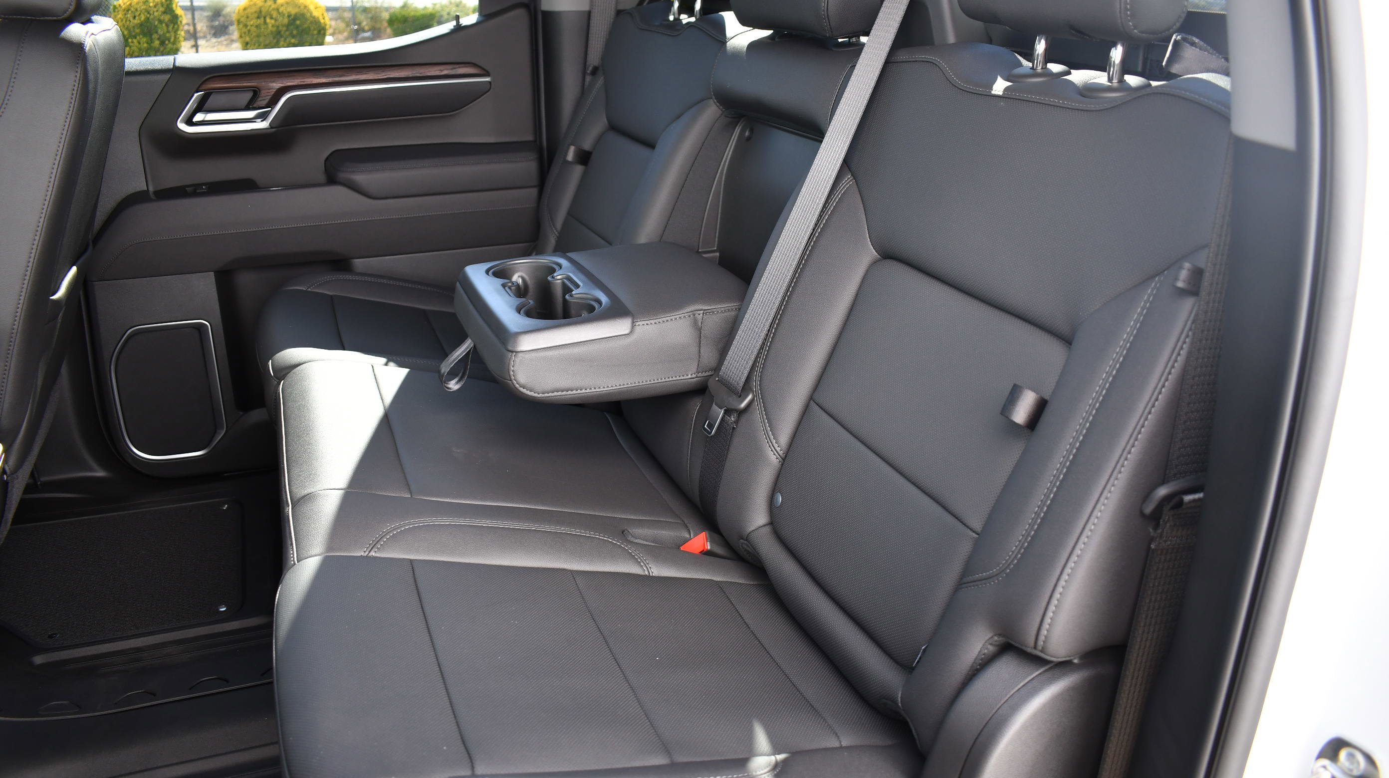2026 GMC Sierra 1500 SLT - Photo 28