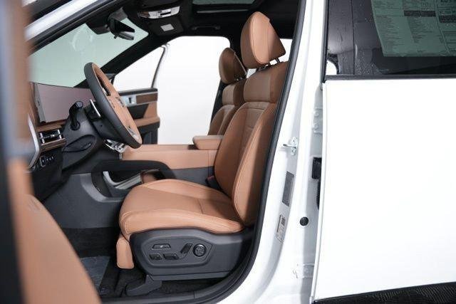 New 2026 White Hyundai Calligraphy AWD image 75