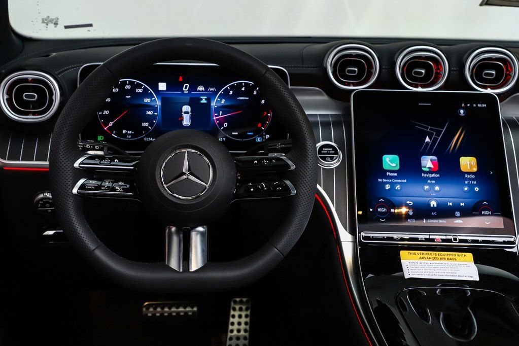 New 2026 MANUFAKTUR Patagonia Red Metallic Mercedes-Benz GLC 300 image 30