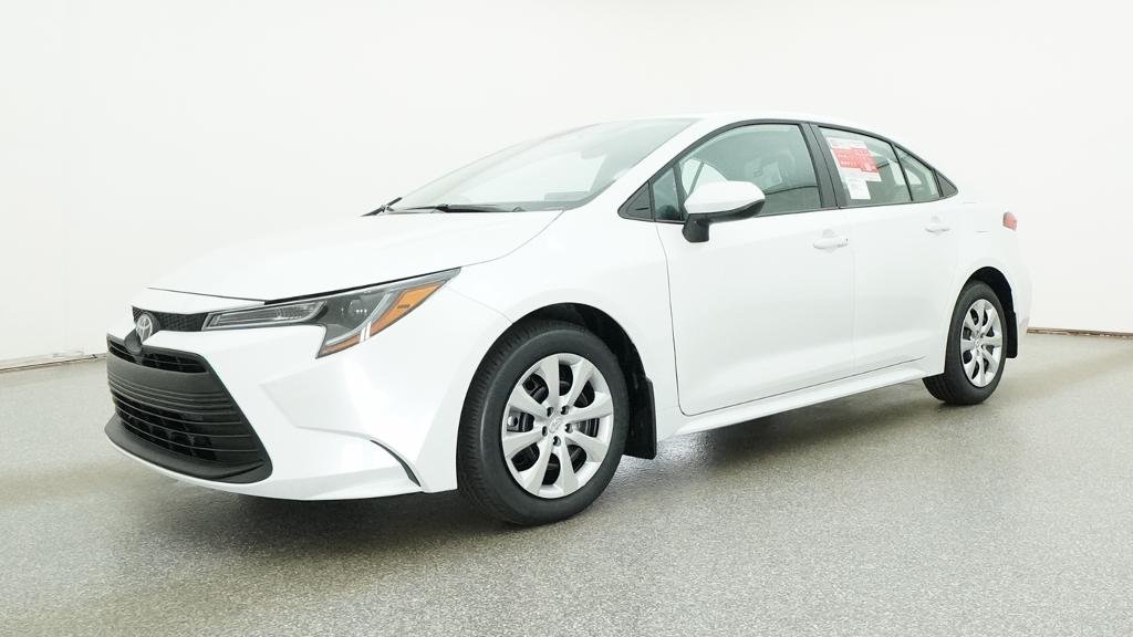 New 2026 Wind Chill Pearl Toyota LE image 33