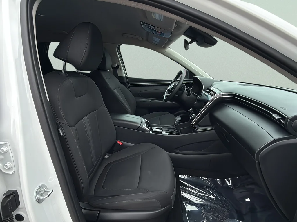 Used 2023 Serenity White Pearl Hyundai SEL image 13