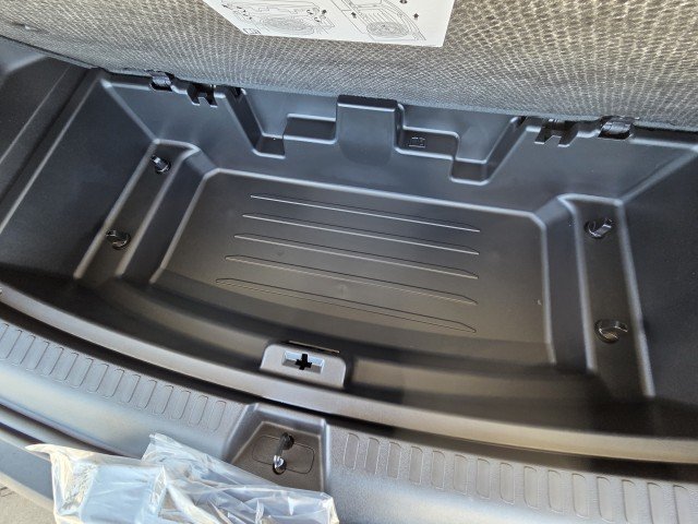 2026 Chevrolet Traverse LT - Photo 32