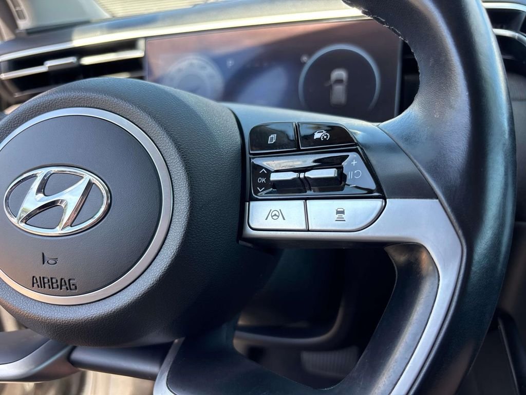Used 2023 Gray Hyundai SEL image 20