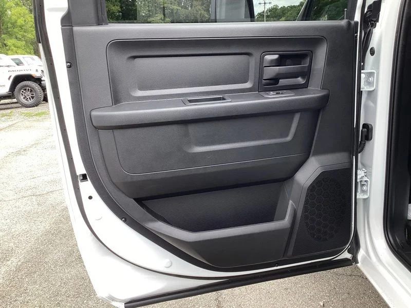 New 2026 Bright White Clearcoat RAM Tradesman image 14
