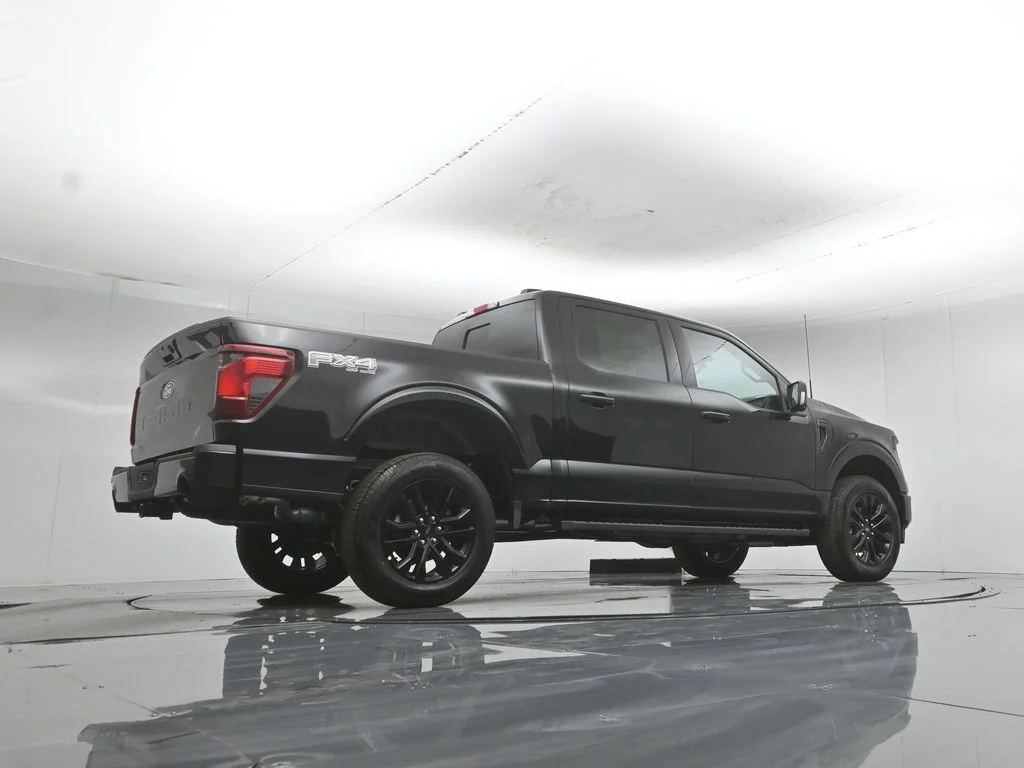 New 2026 Agate Black Metallic Ford XLT image 49
