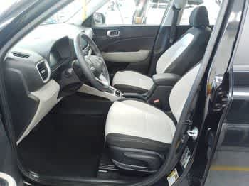 Used 2024 Onyx Black Hyundai SEL image 5