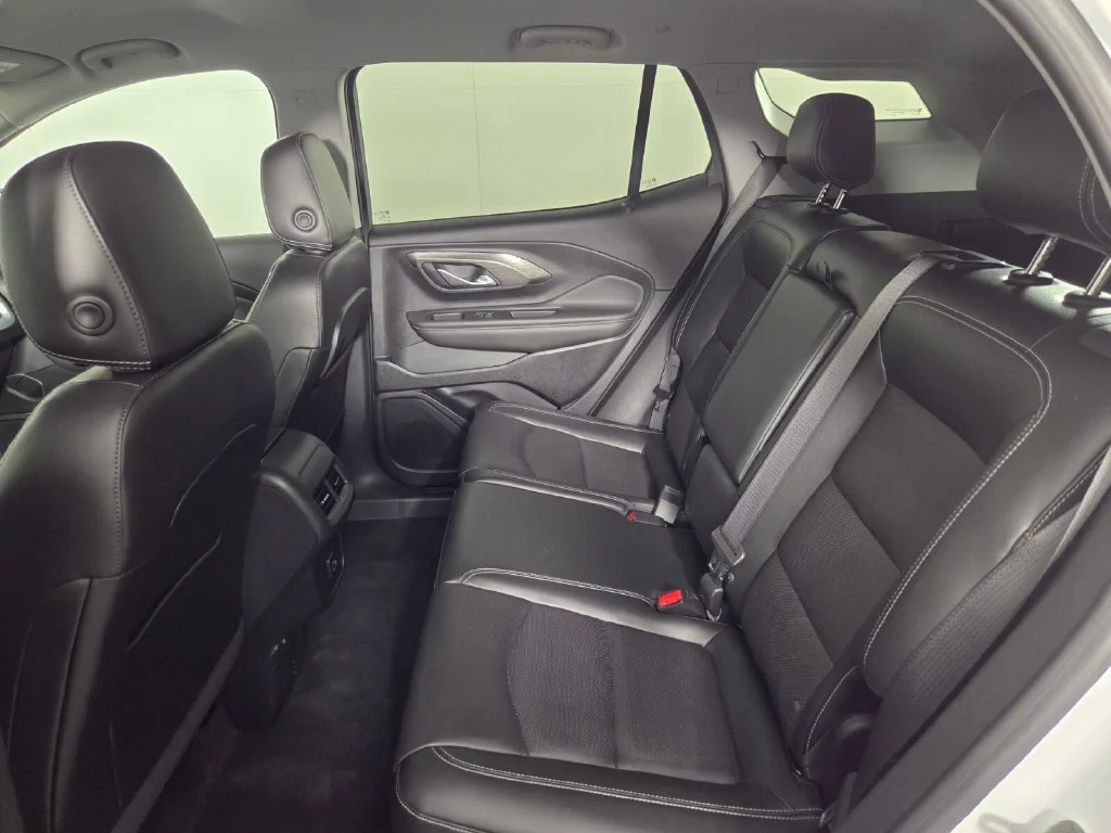 Used 2022 Summit White GMC SLT image 22