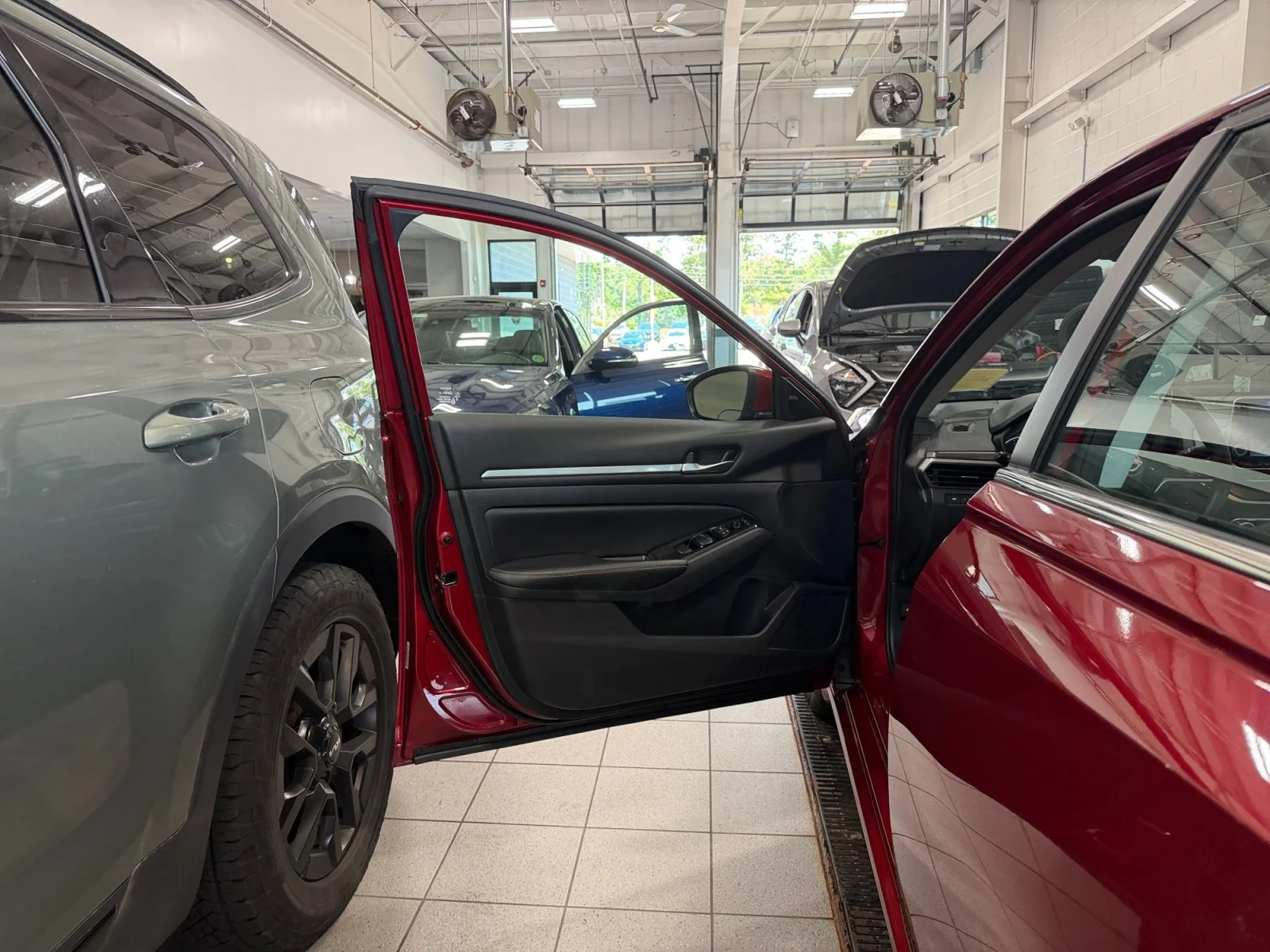 Certified Used 2023 Scarlet Ember Tintcoat Nissan 2.5 SV image 24