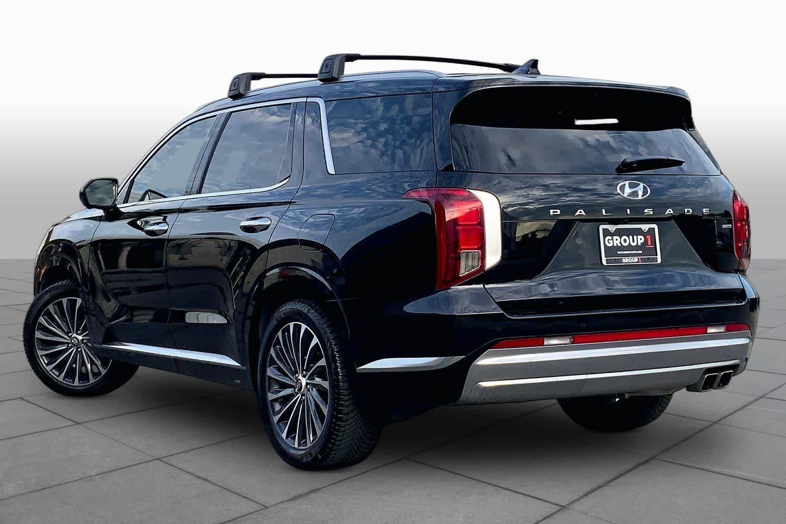 Used 2023 Abyss Black Pearl Hyundai Calligraphy image 12
