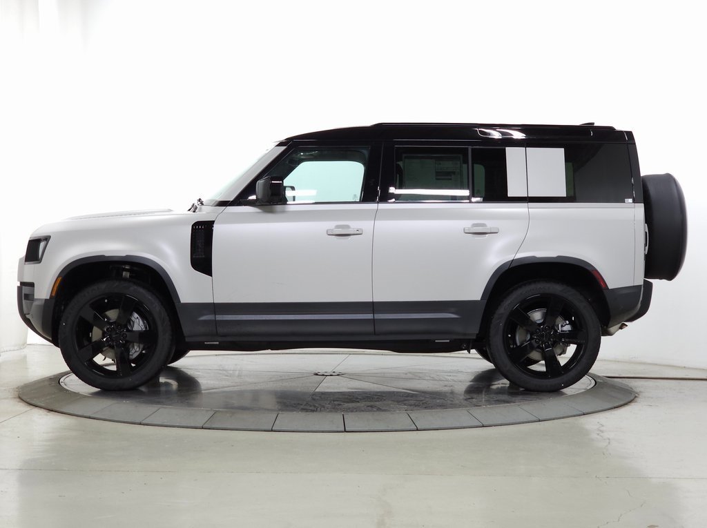 2026 LAND ROVER DEFENDER - Image 1