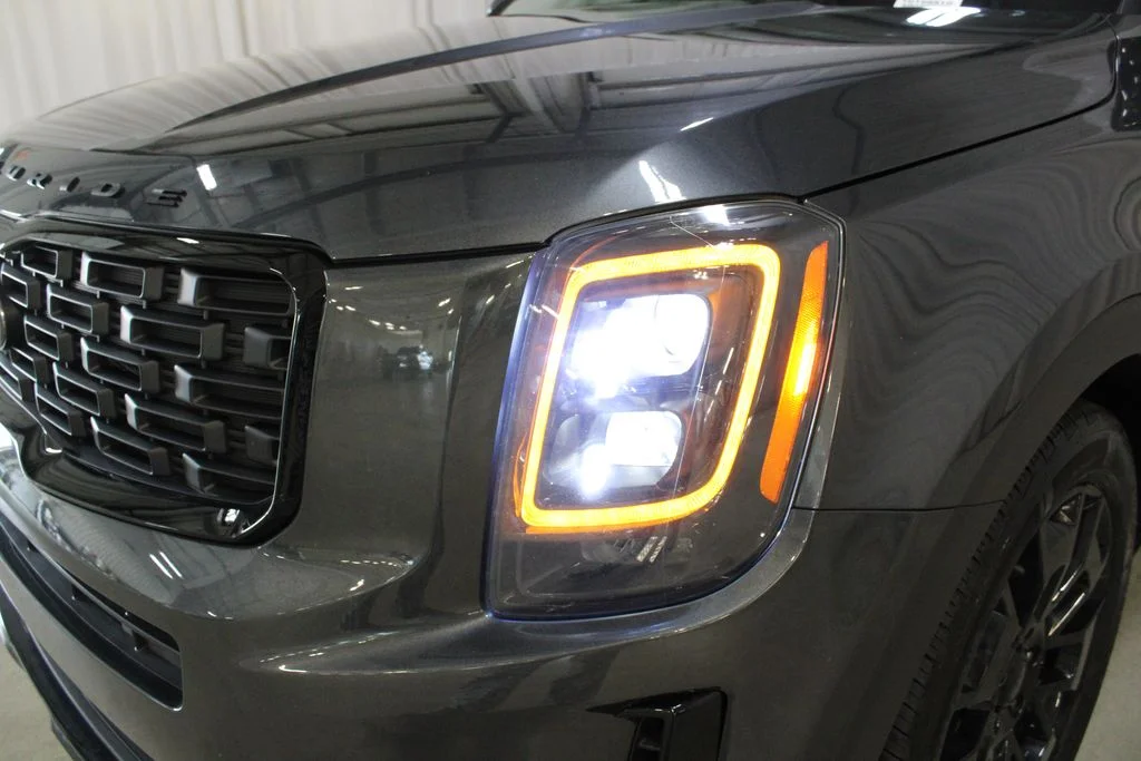 Used 2021 Gray Kia EX image 33