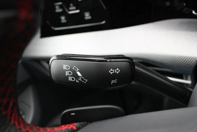 2026 Volkswagen Golf GTI SE - Photo 12
