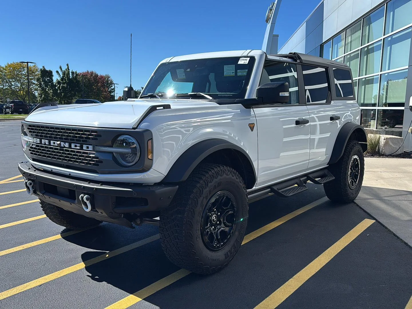 Certified Used 2024 Oxford White Ford Badlands image 3