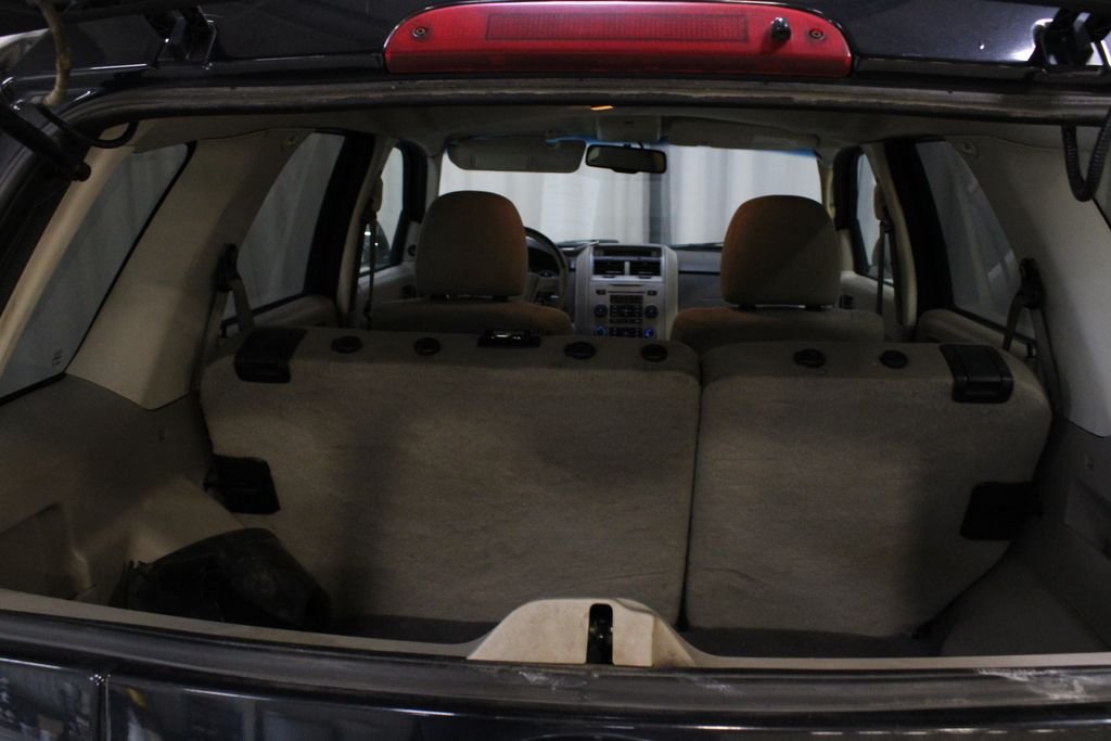 Used 2010 Black Ford XLT image 28