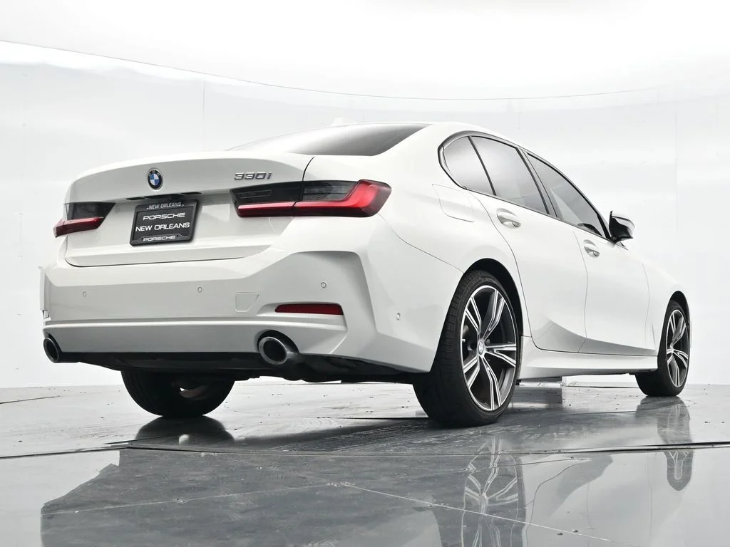 2023 BMW 3 Series 330i - Photo 25