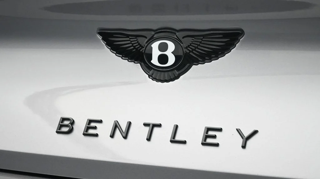 New 2026 Silver Bentley  image 21