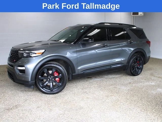 2023 Ford Explorer ST 4WD's photo