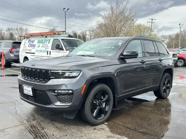 Used 2024 Gray Jeep Limited image 6