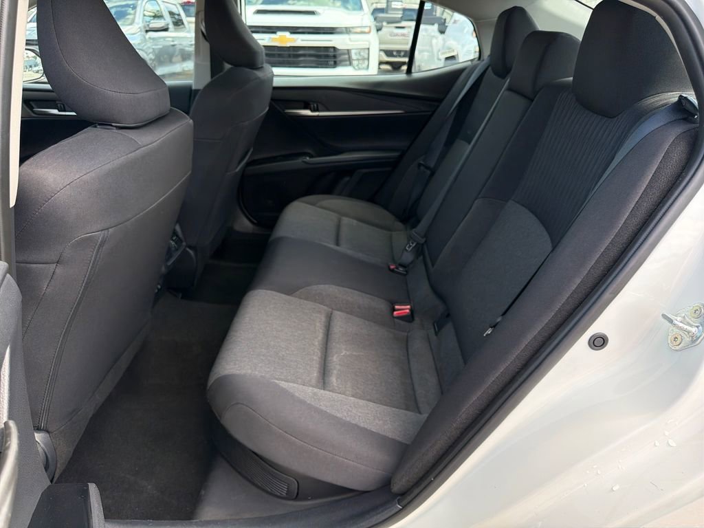 2025 Toyota Camry LE - Photo 25