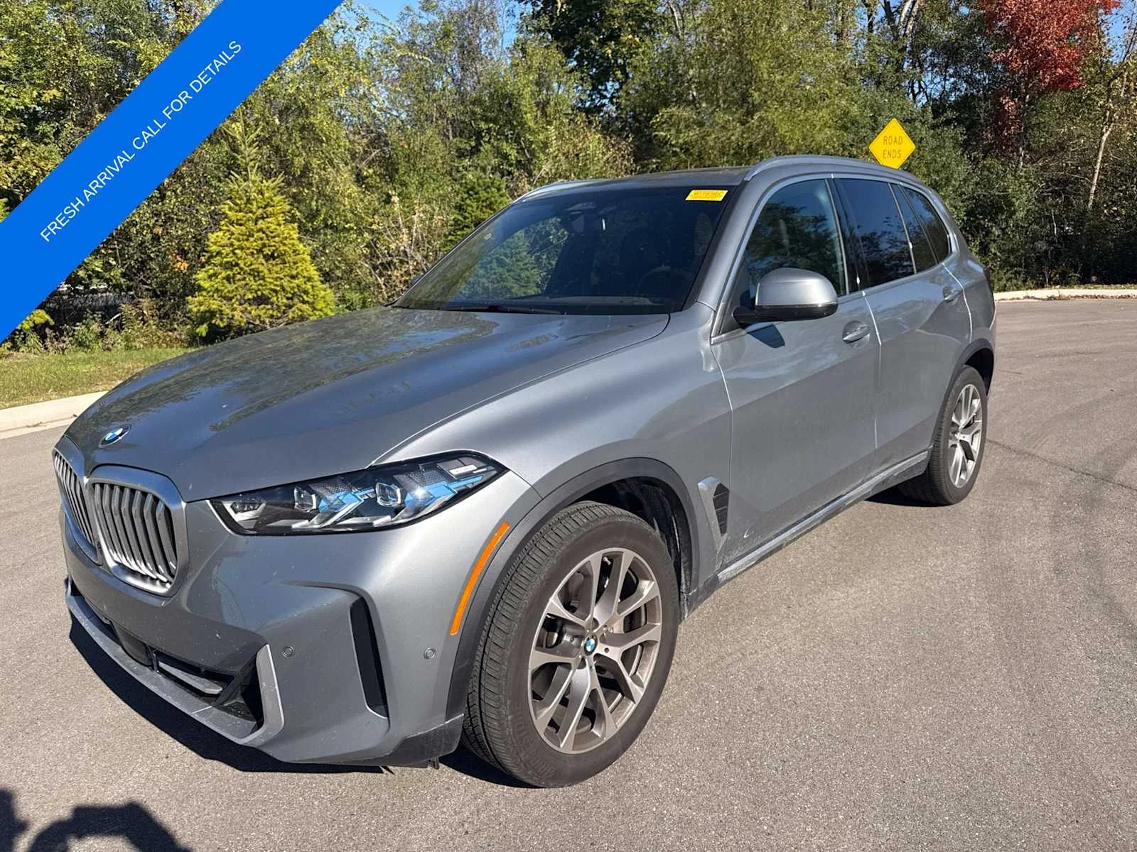 Certified Used 2024 Skyscraper Grey Metallic BMW xDrive40i image 1