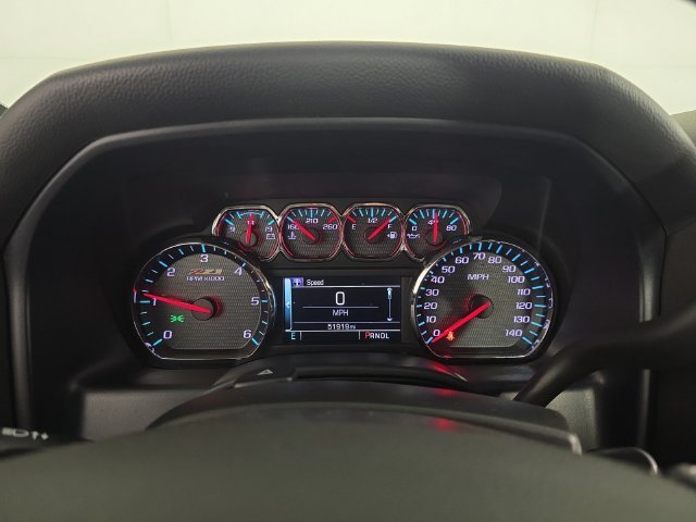 Used 2018 GRAPHITE METALLIC Chevrolet LT image 18