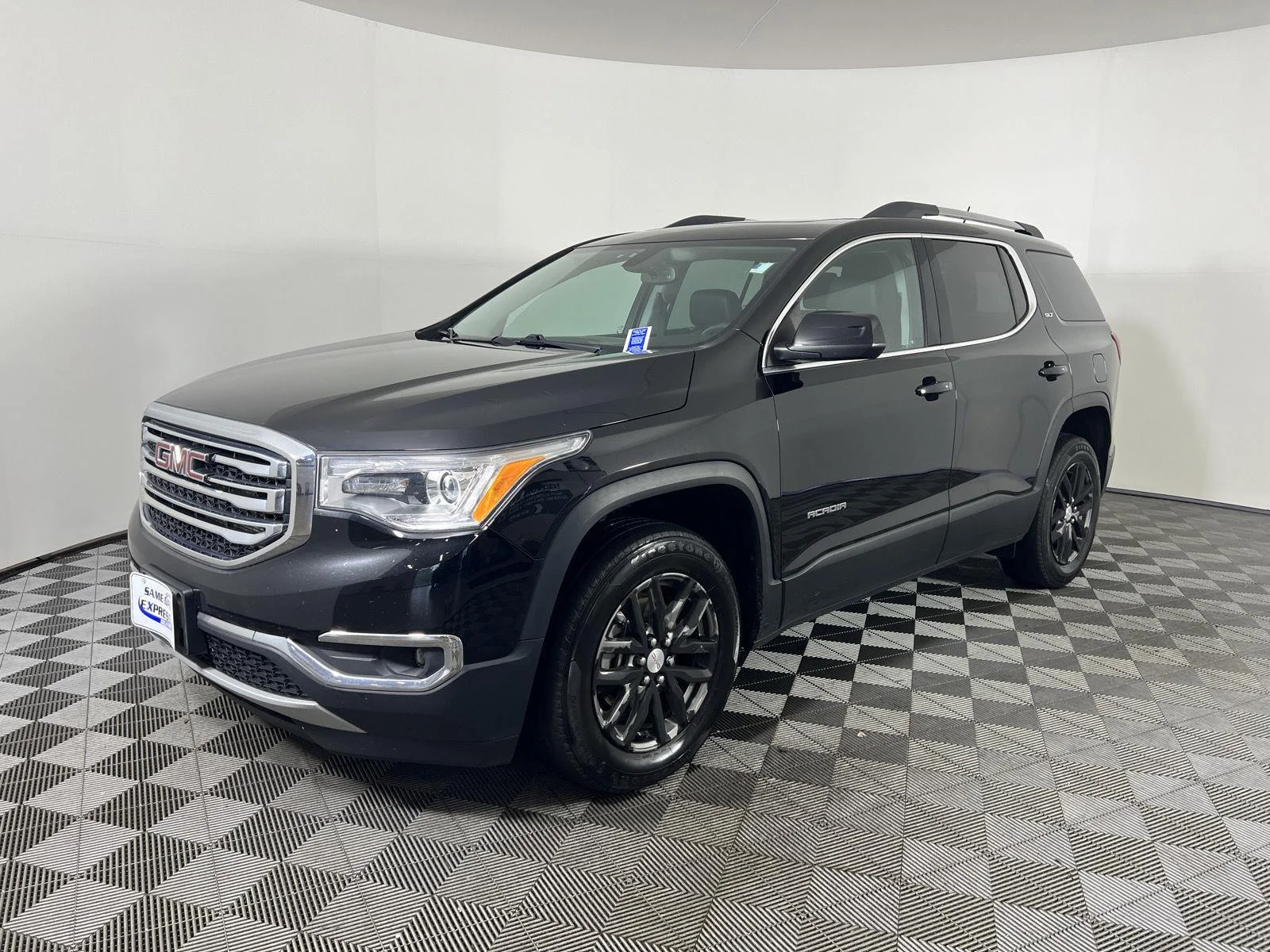 Used 2019 Ebony Twilight Metallic GMC SLT image 7