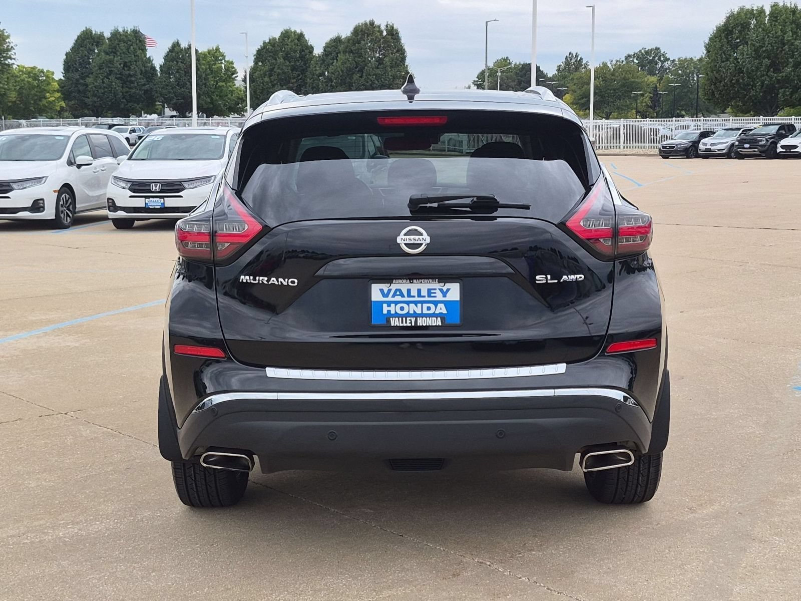 Used 2020 Super Black Metallic Nissan SL AWD image 7