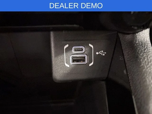 New 2026 Black Jeep Latitude image 22