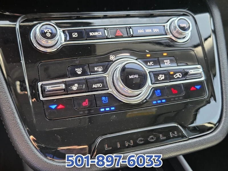Used 2022 Black Metallic LINCOLN STANDARD AWD image 21