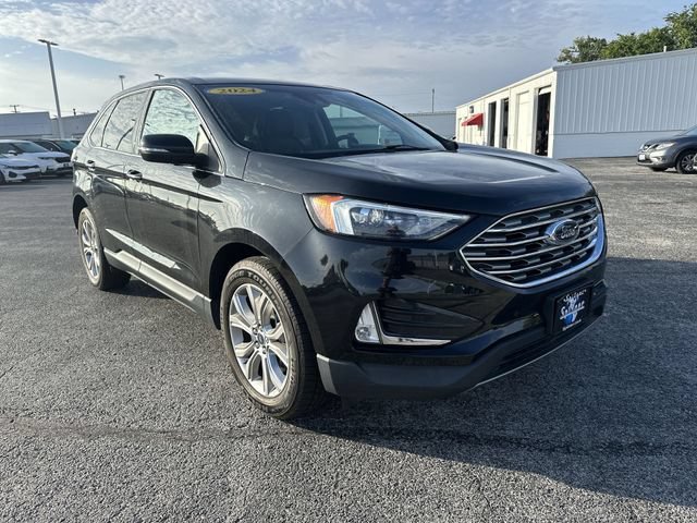 2024 Ford Edge Titanium - Photo 11