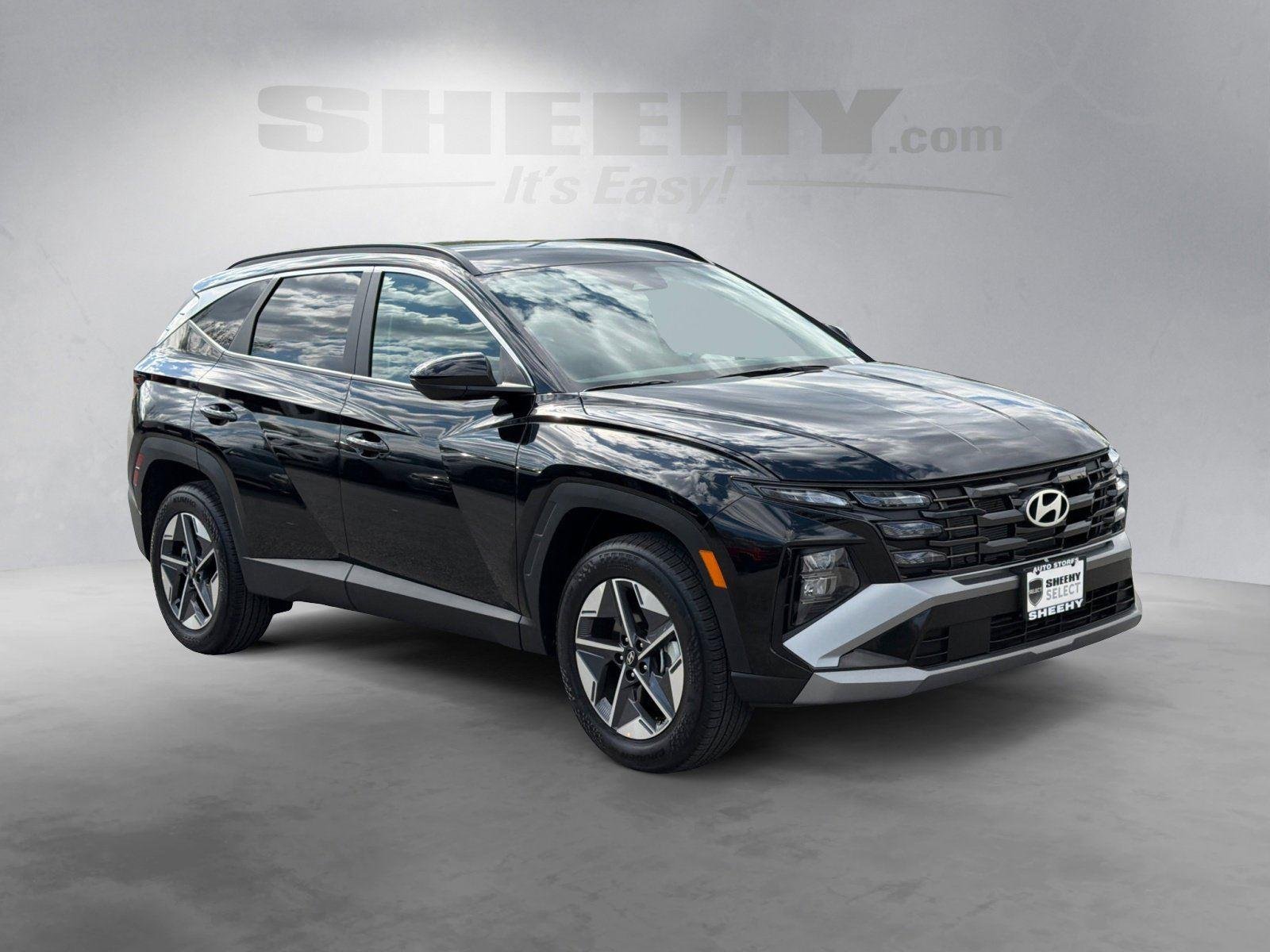 Used 2026 Phantom Black Hyundai SEL image 2