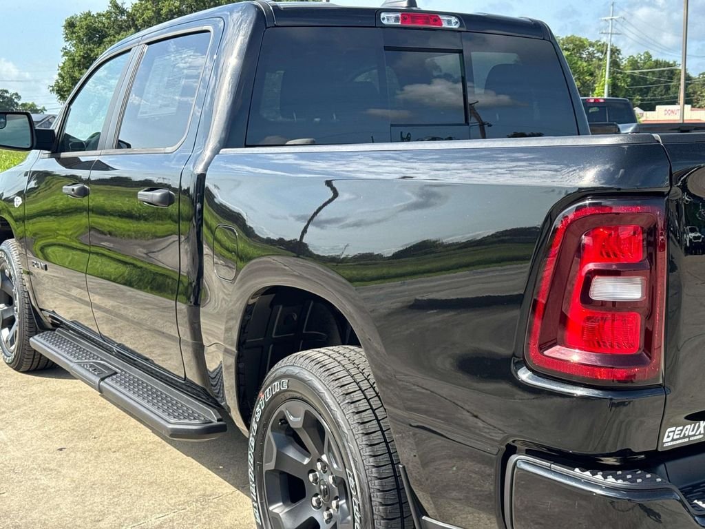 New 2026 Diamond Black Crystal Pearl-Coat Exterior Paint RAM Express image 16