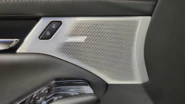 2025 Mazda Mazda3 Turbo Premium Plus - Photo 11