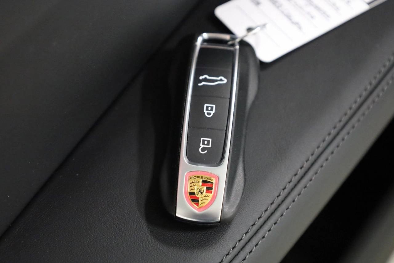New 2026 White Porsche Coupe image 43