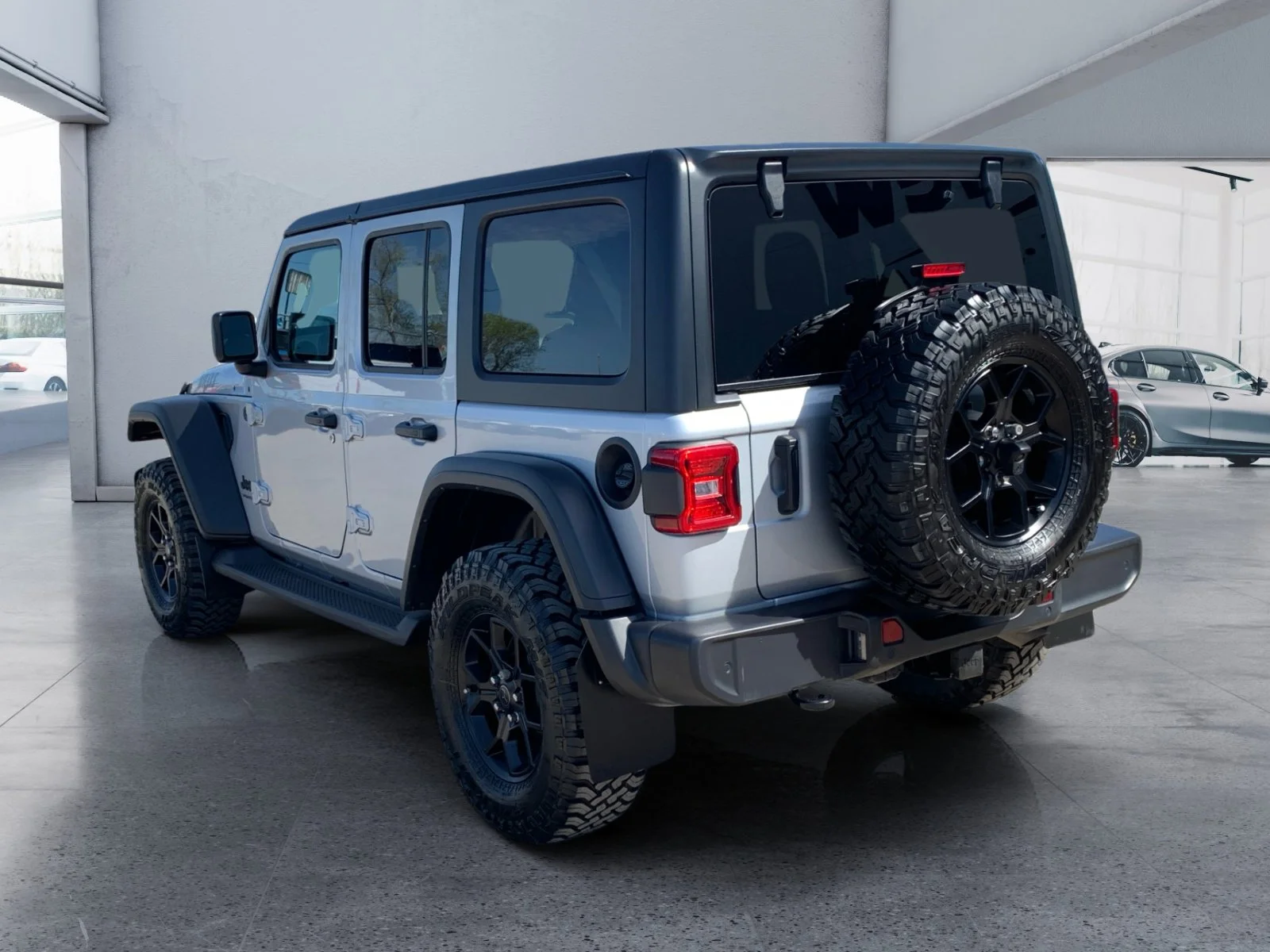Used 2024 Gray Jeep Willys image 3