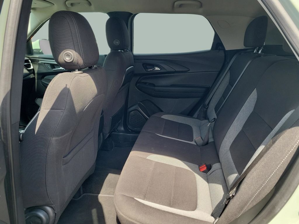 Used 2026 Green Chevrolet LT image 27
