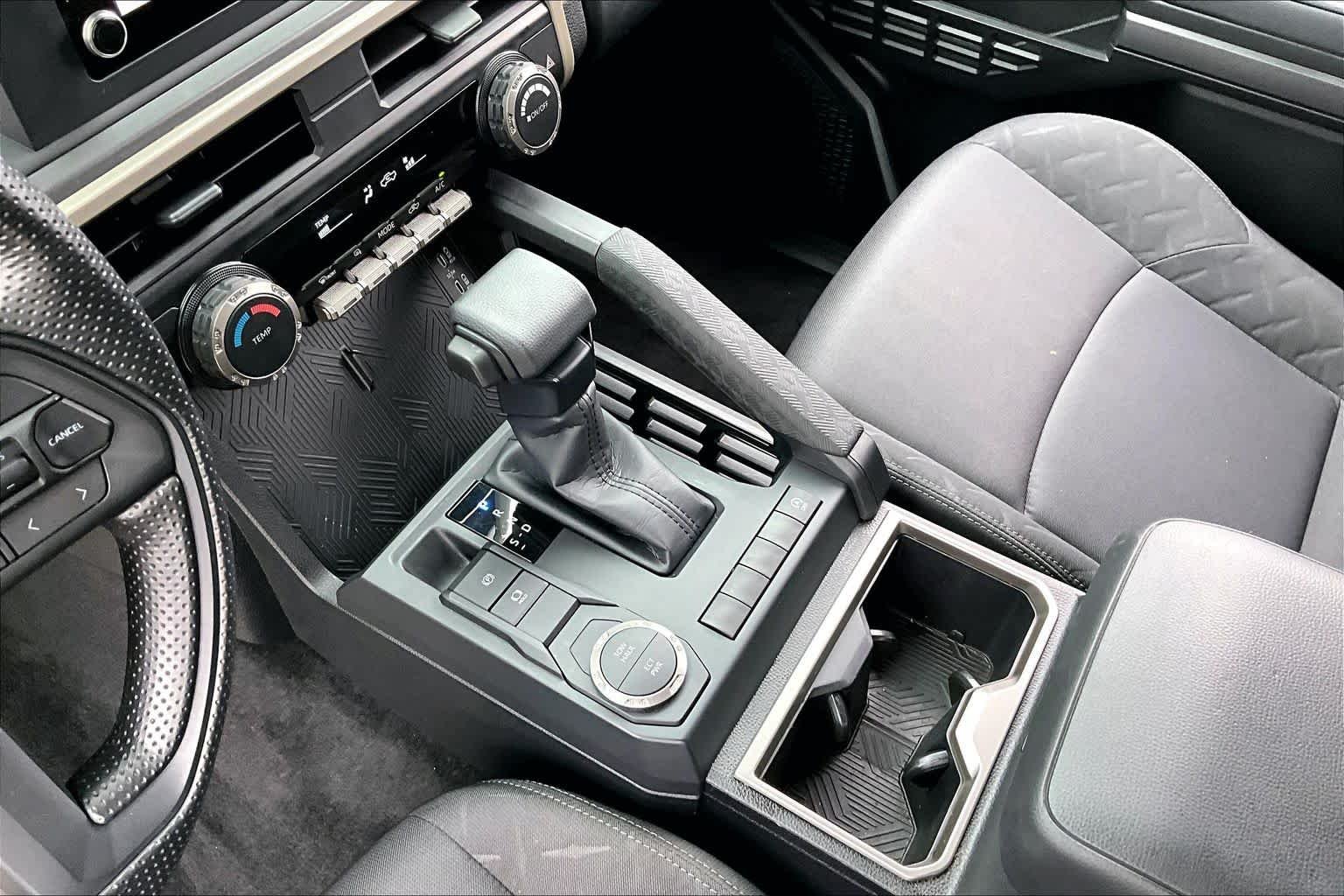 Used 2025 Underground Toyota SR5 image 15