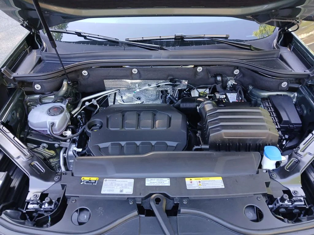 New 2026 Green Volkswagen SE w/Technology image 20