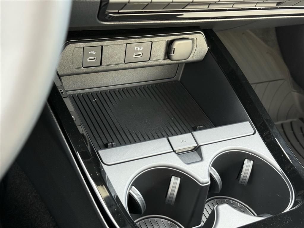 New 2027  Toyota Limited AWD image 16