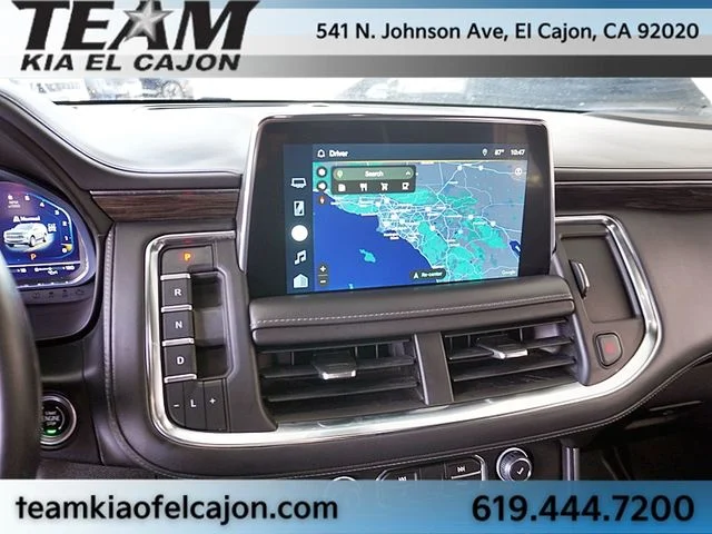 Used 2022 Gray Chevrolet Z71 image 29