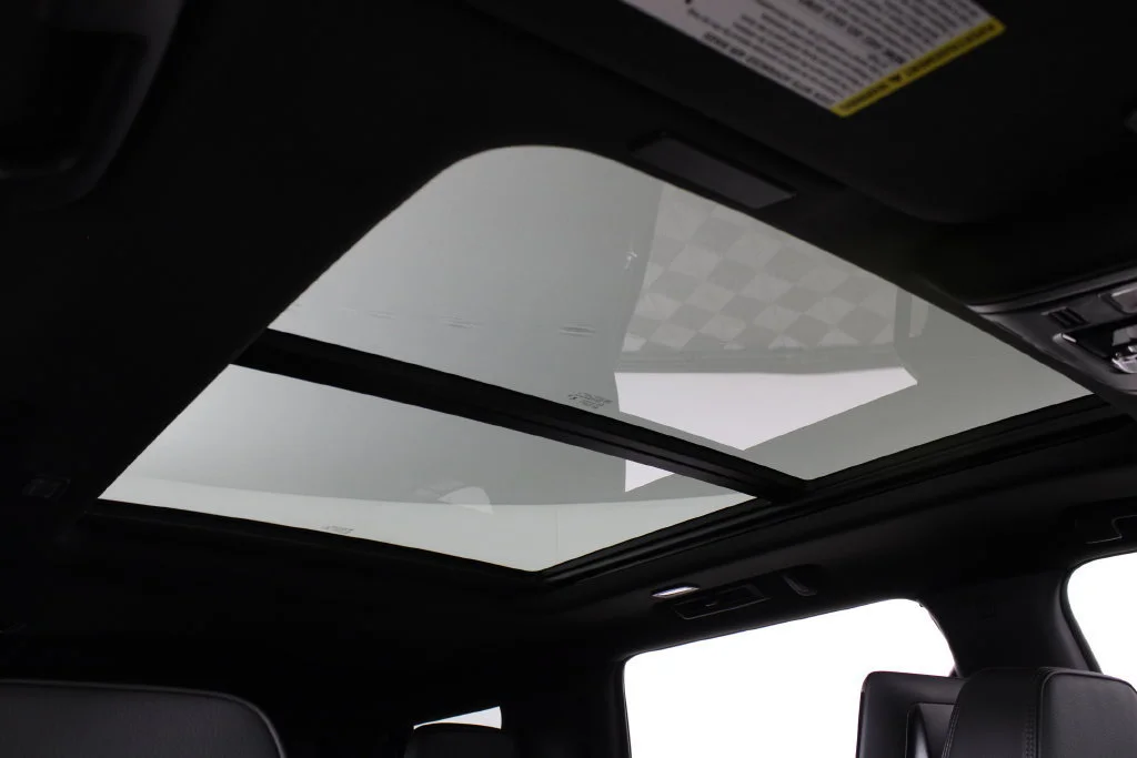 2026 GMC Yukon Denali - Photo 24