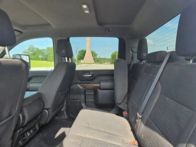 Used 2022 Summit White GMC SLE image 25