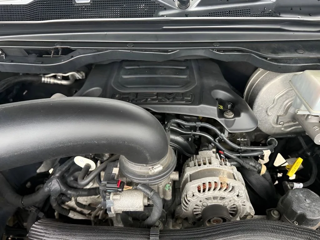 Used 2019  Ram Laramie image 30