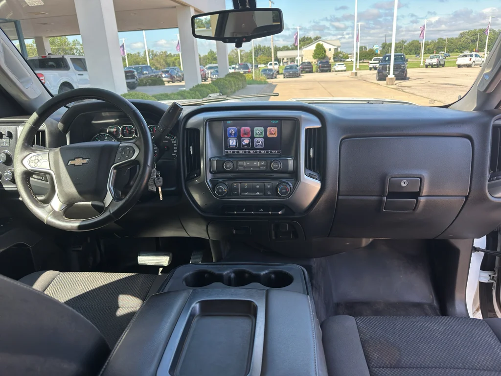 Used 2016 Summit White Chevrolet LT image 3