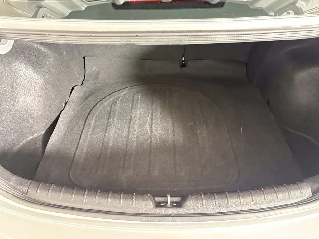 Used 2023 Silver Kia S image 23