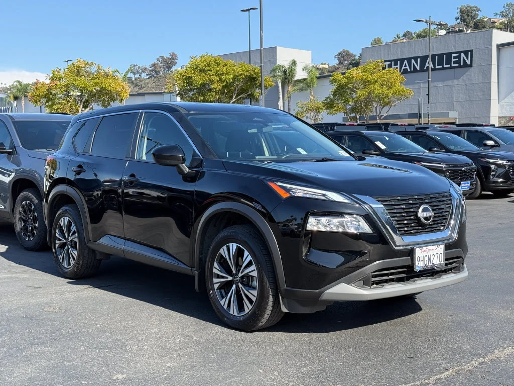 Used 2023 Black Nissan SV image 5