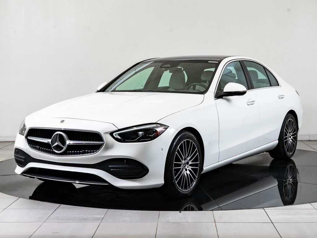 2025 Mercedes-Benz C-Class C 300 4MATIC's photo