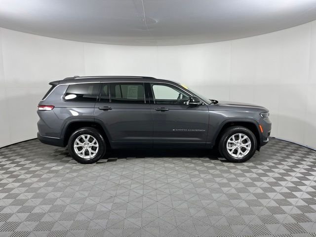 Used 2023 Gray Jeep Limited image 8