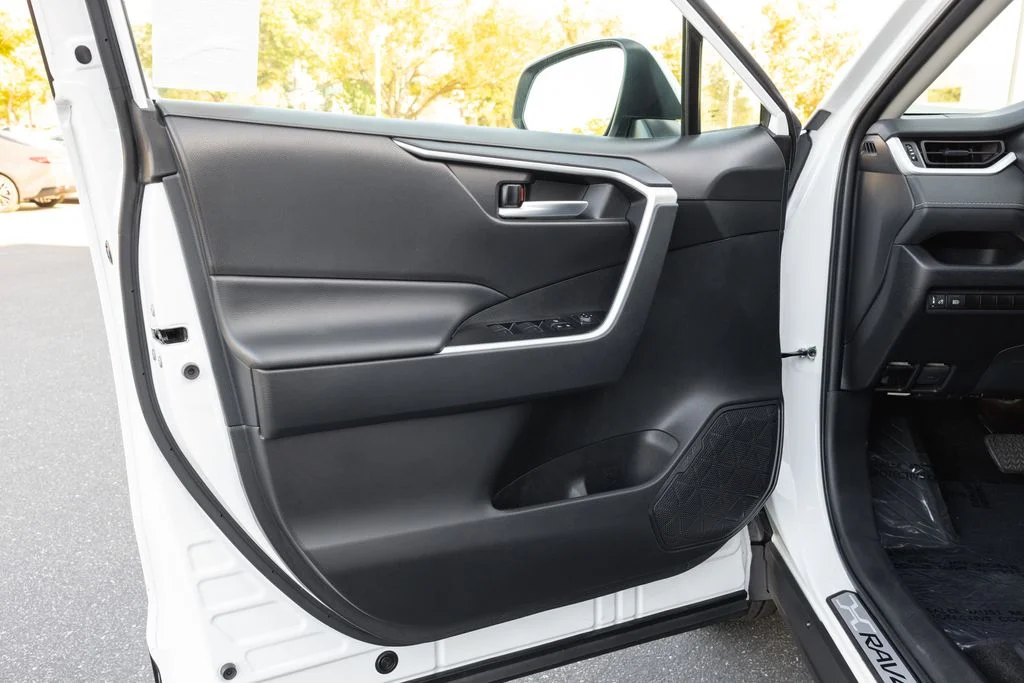 Used 2024 Ice Cap Toyota XLE image 14