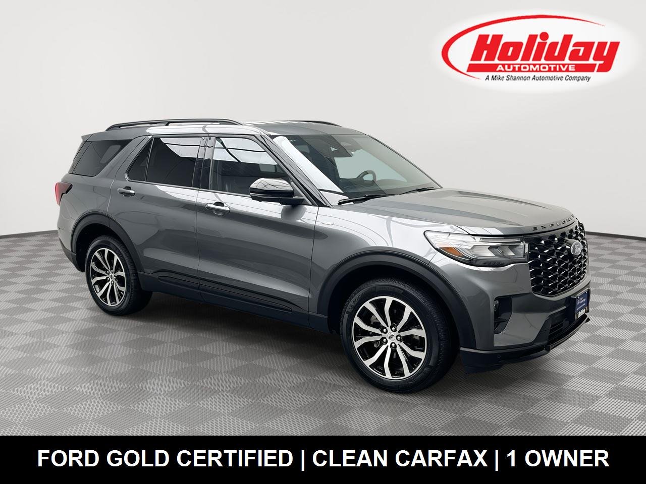 Used 2025 Carbonized Gray Ford ST-Line image 1